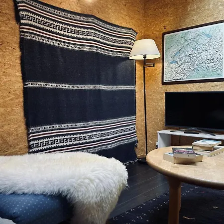 Standard 4 - Private Bathroom - Heiti 3*
