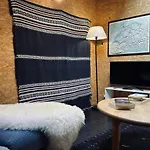 Standard 4 - Private Bathroom - Heiti 3*